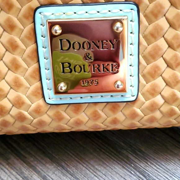 Dooney & Bourke Tote - Picture 2 of 13